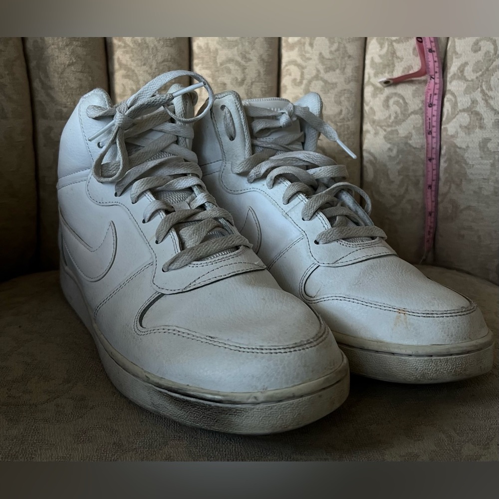 Nike Shoes Size 10
